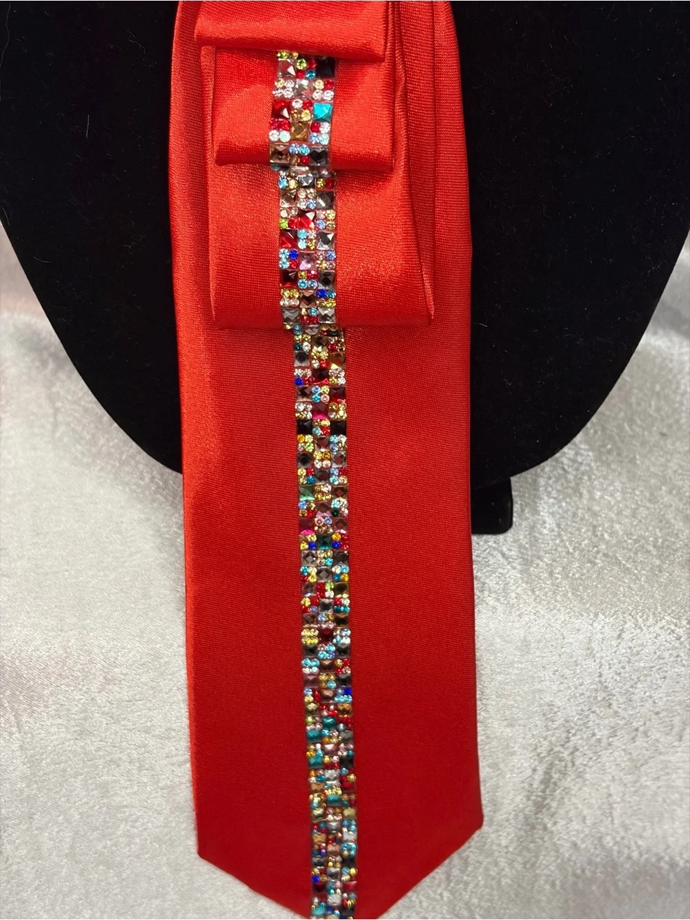 Bold n Elegant vibrant red